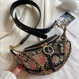 New Embroidered Floral Purse